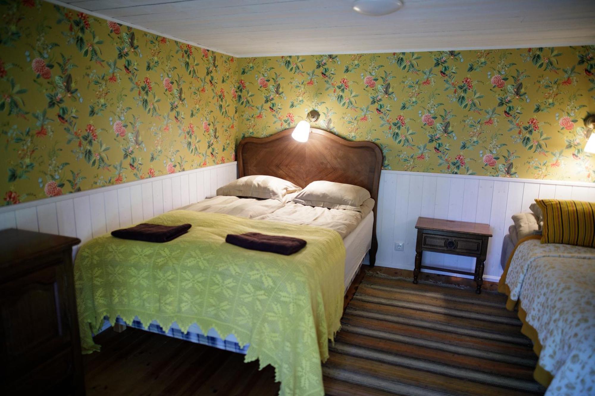Hotel Muhu Tonise Talu à Liiva  Extérieur photo